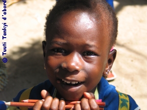 enfants de l'école Ker Maan Nilaan à Joal-Fadiouth