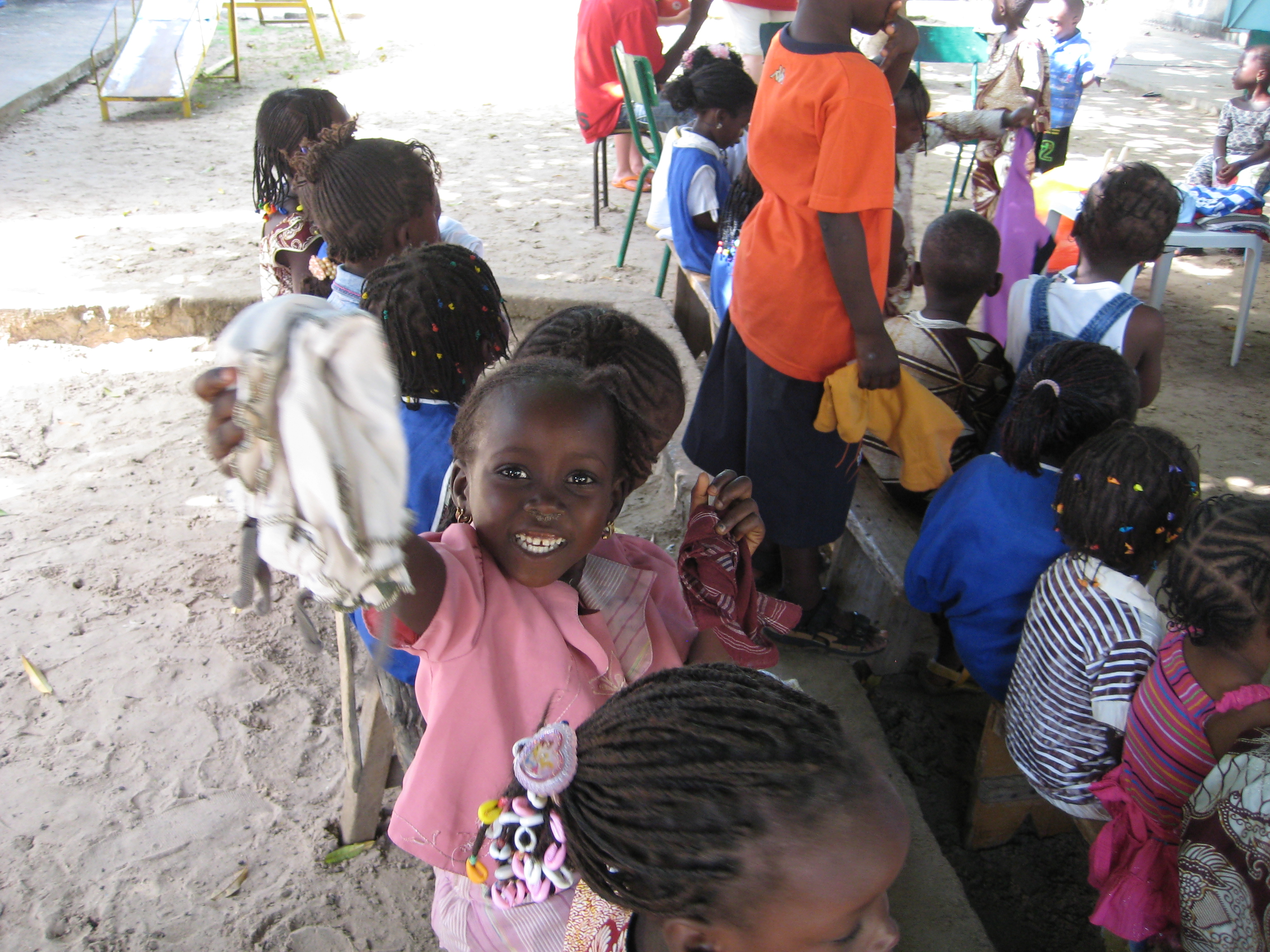 enfants de l'école Ker Maan Nilaan à Joal