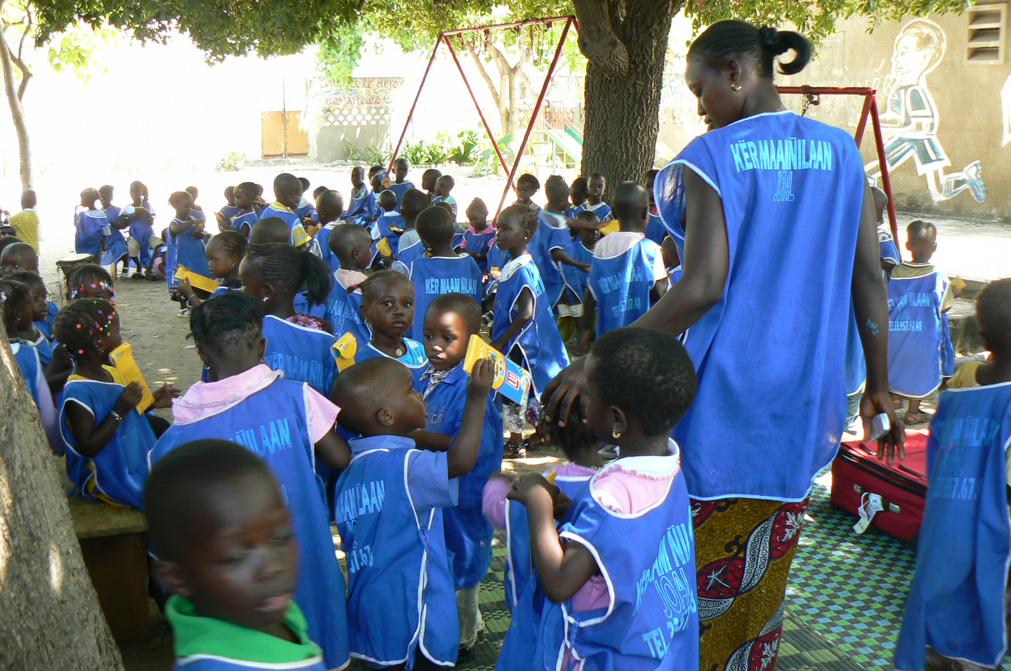 enfants de l'école Ker Maan Nilaan à Joal