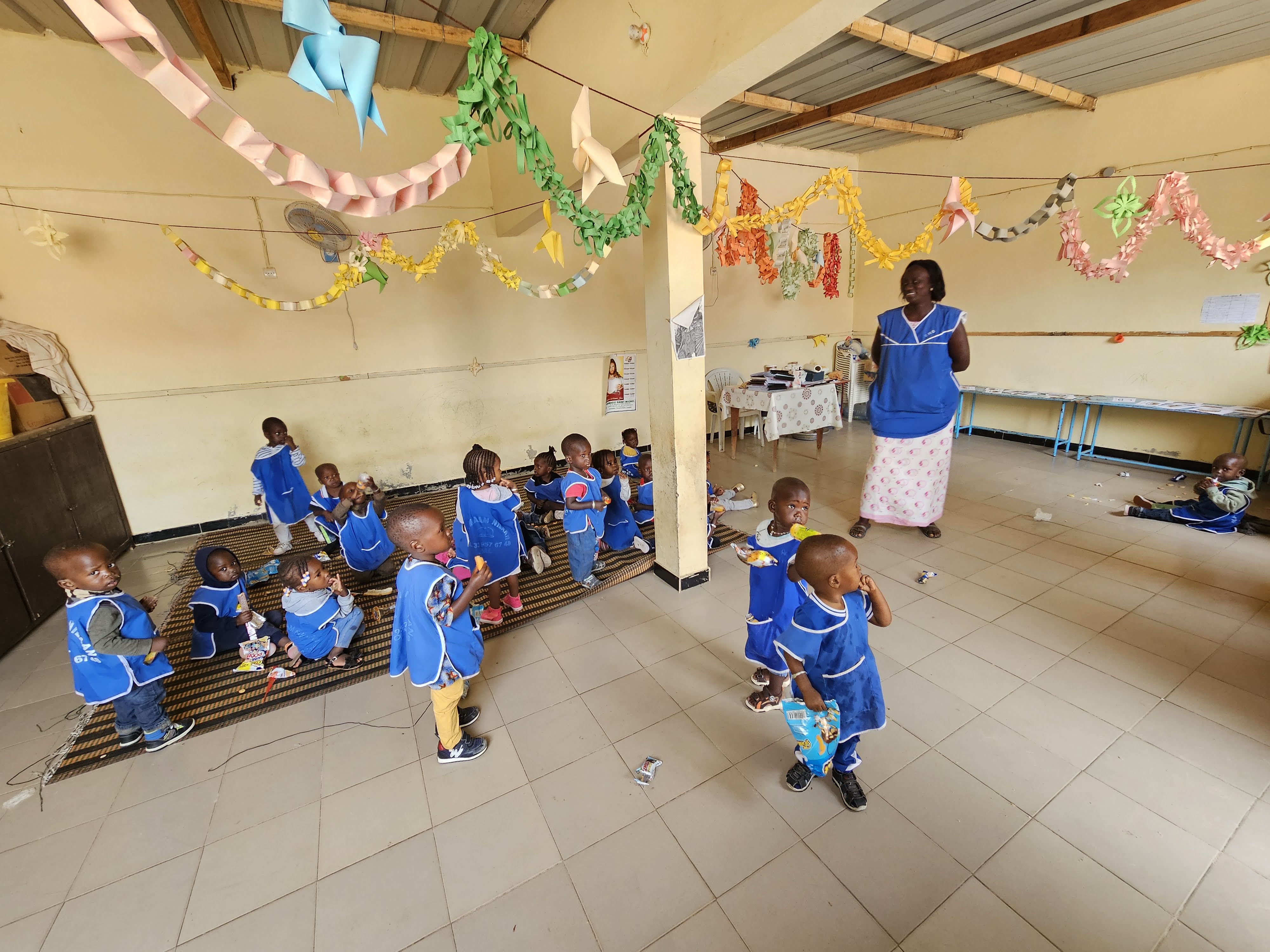 enfants de l'école Ker Maam Nilaan